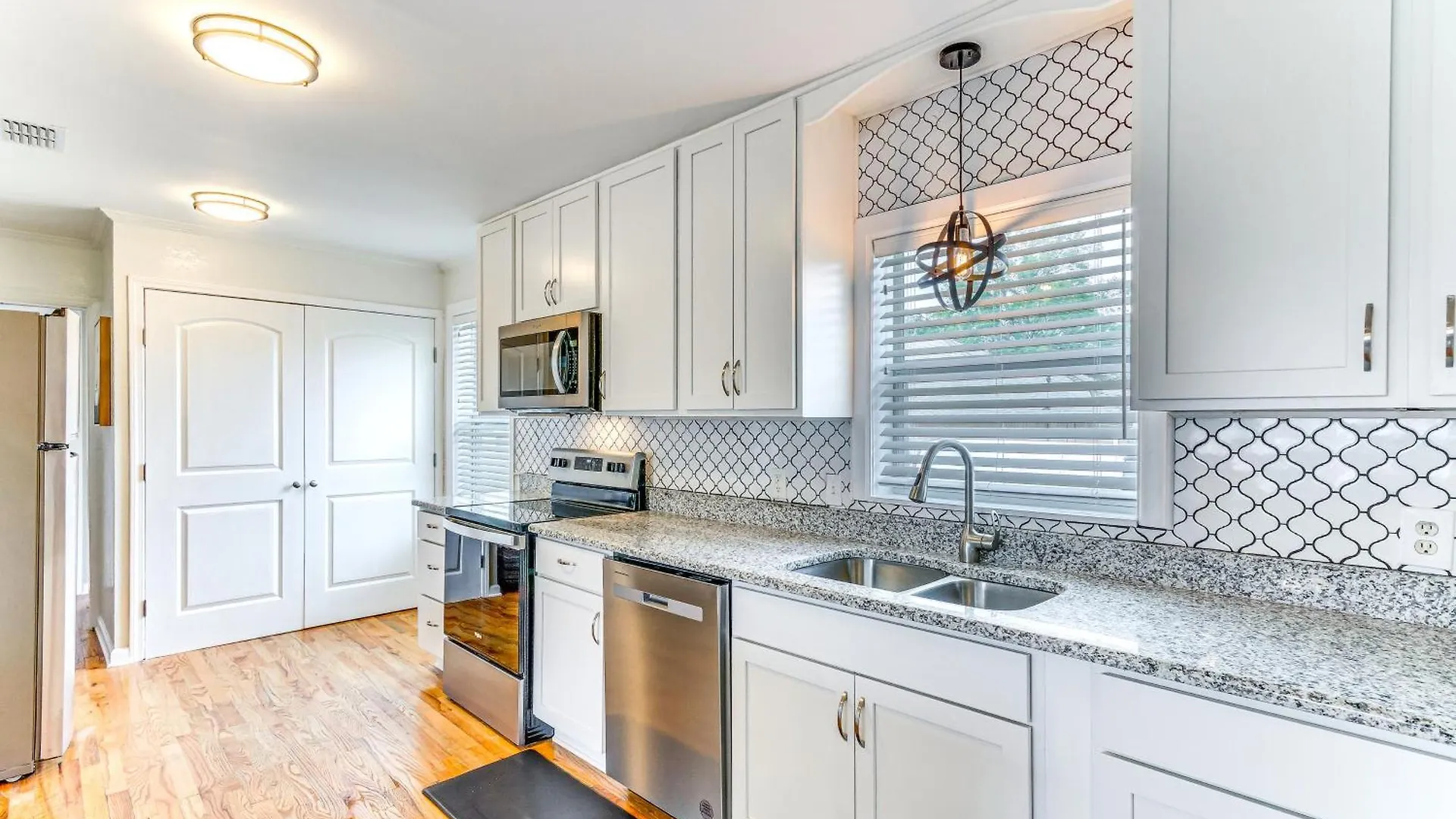Pensacola Home With Covered Patio 1 Mi To Downtown!