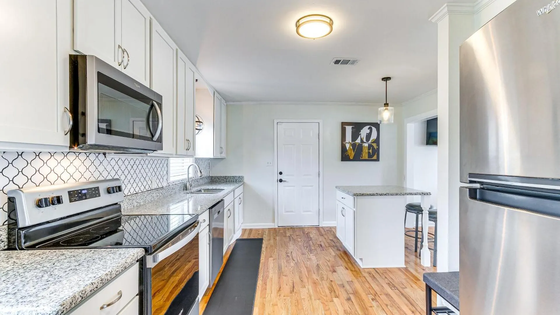 Pensacola Home With Covered Patio 1 Mi To Downtown! 0*,  United States